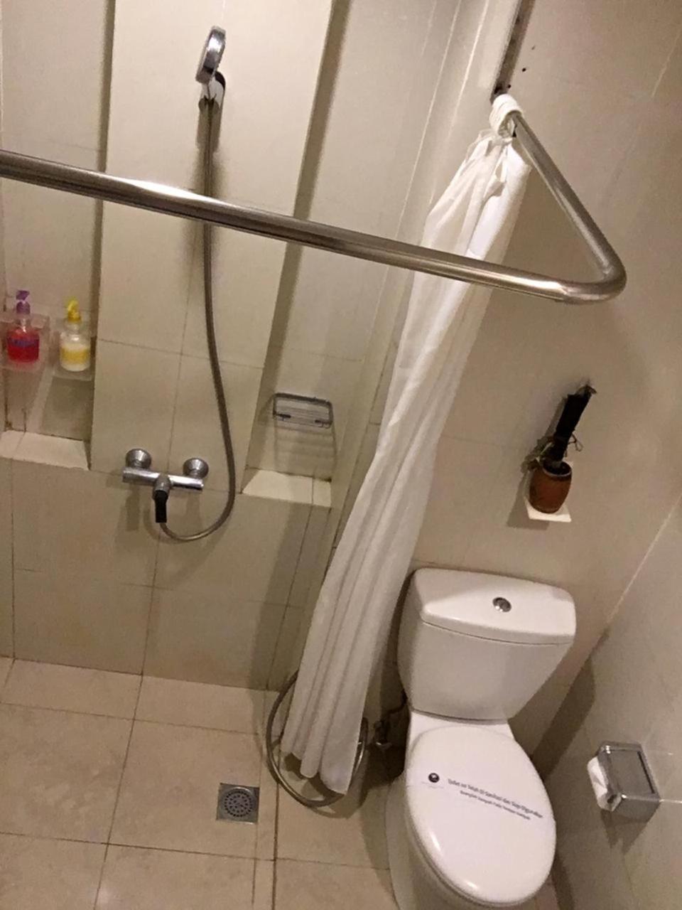 Hotel Wisata Niaga Пурвокерто Екстер'єр фото